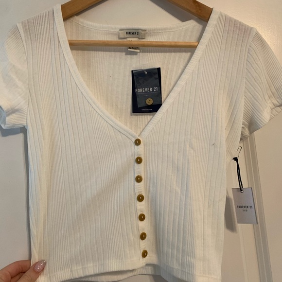 White button down top - Picture 3 of 4
